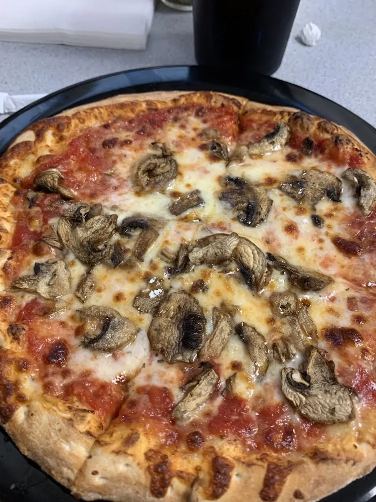 Fresh Mushroom Pizza